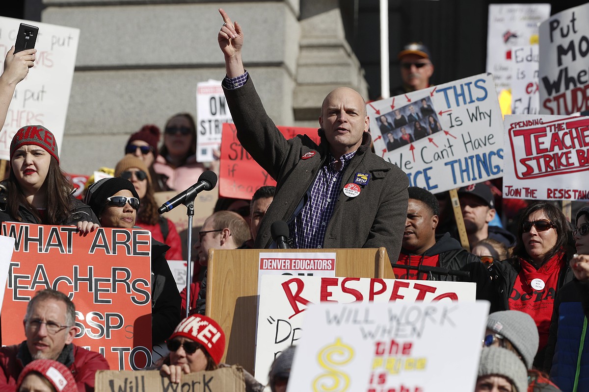 Striking Denver teachers, district resume negotiations | Fulton Sun