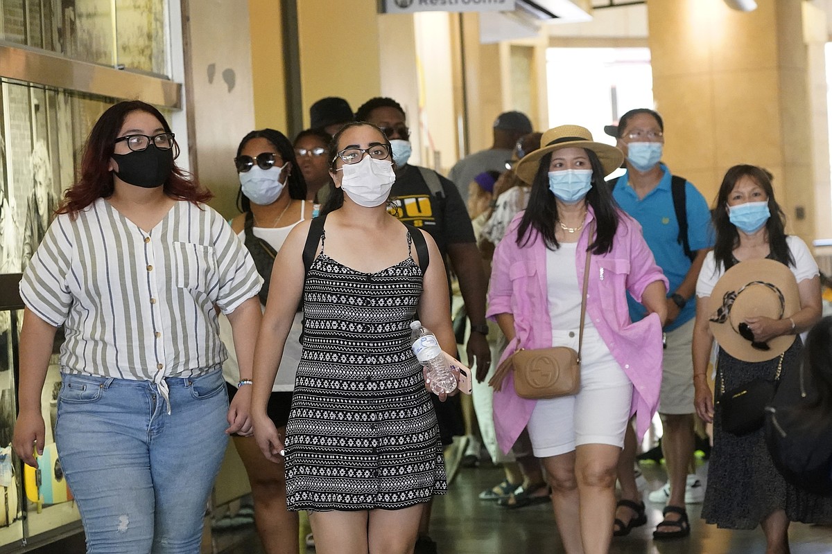 Mask mandate back on in Los Angeles as virus cases rise | Jefferson ...