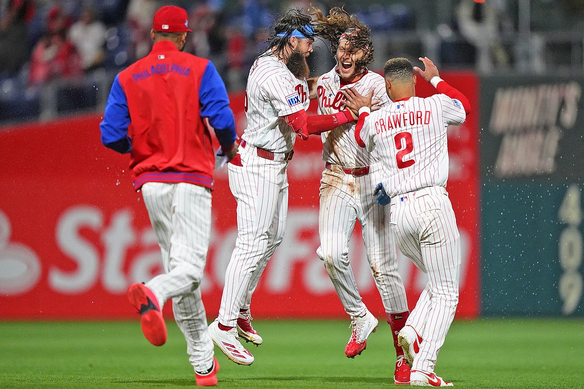 MLB Capsules: Phillies sweep doubleheader vs. Giants with pair of walk-offs