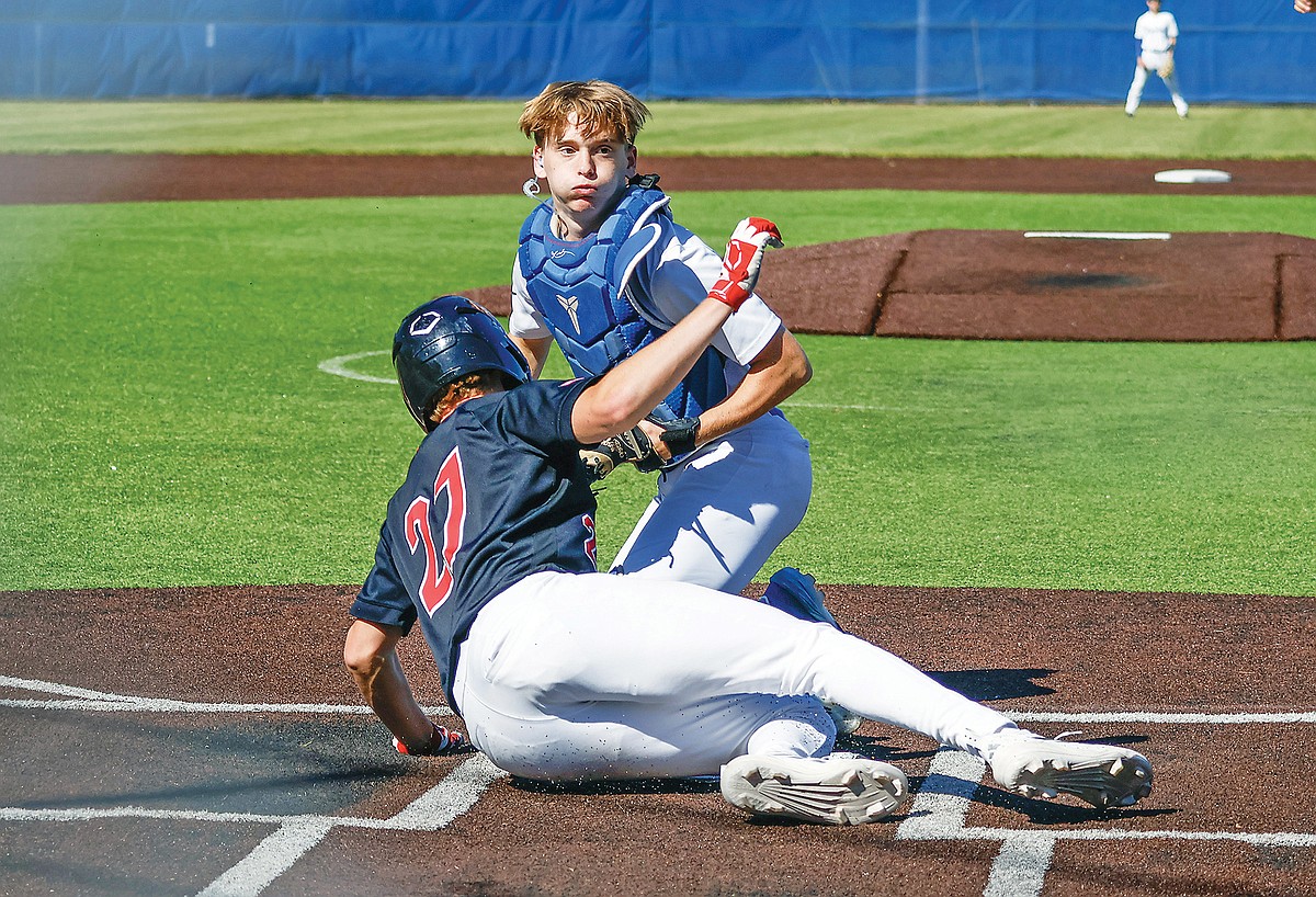 Jefferson City baseball snaps losing skid, sweeps Capital City