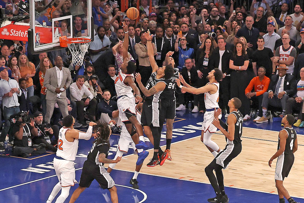 Knicks cap greatest NBA Finals comeback with Anunoby’s tip-in to beat Spurs
