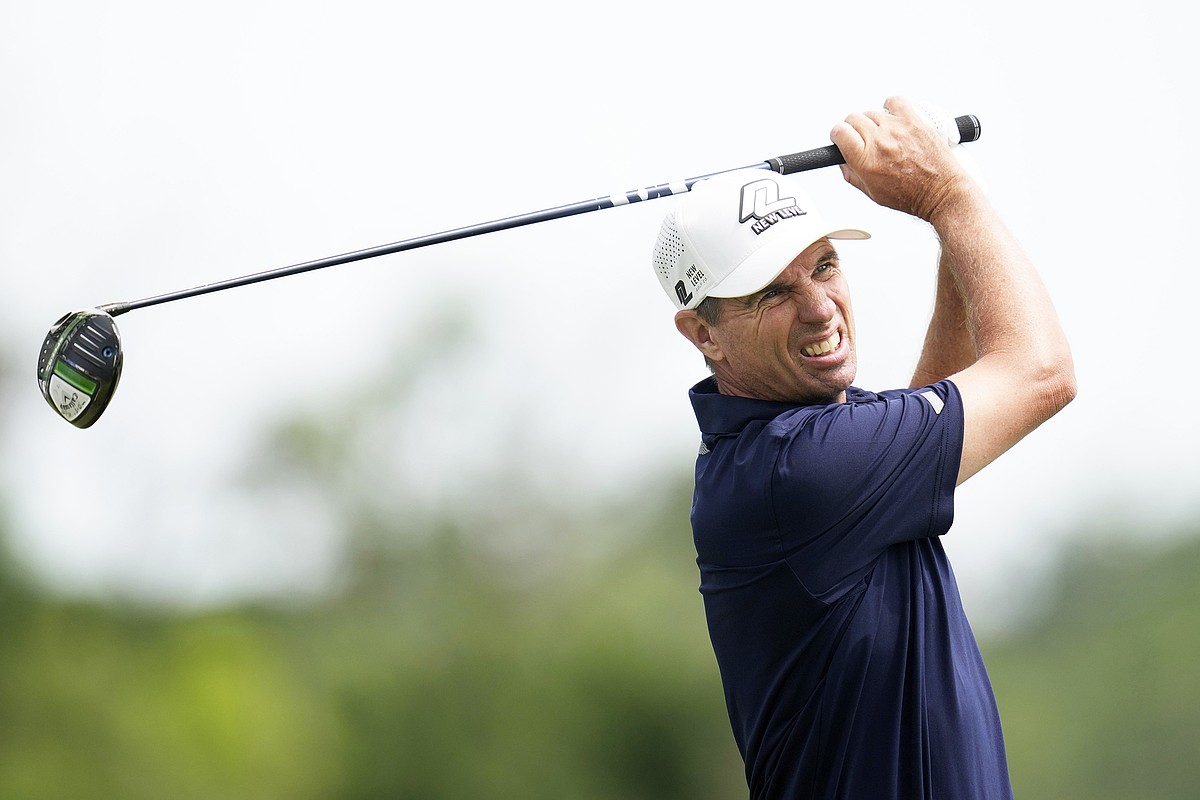 Tim Alker Alker takes 1-shot lead at Senior British Open | Jefferson City News ...