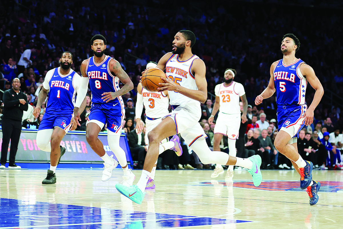 Brunson, red-hot Knicks blow out Sixers in Game 1