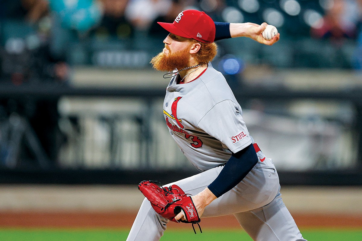 May silences Mets as Cardinals push winning streak to five games