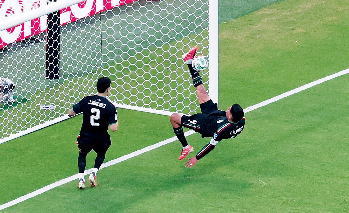 Mexico edges South Korea to win Group A, clinch home field in Round of 32