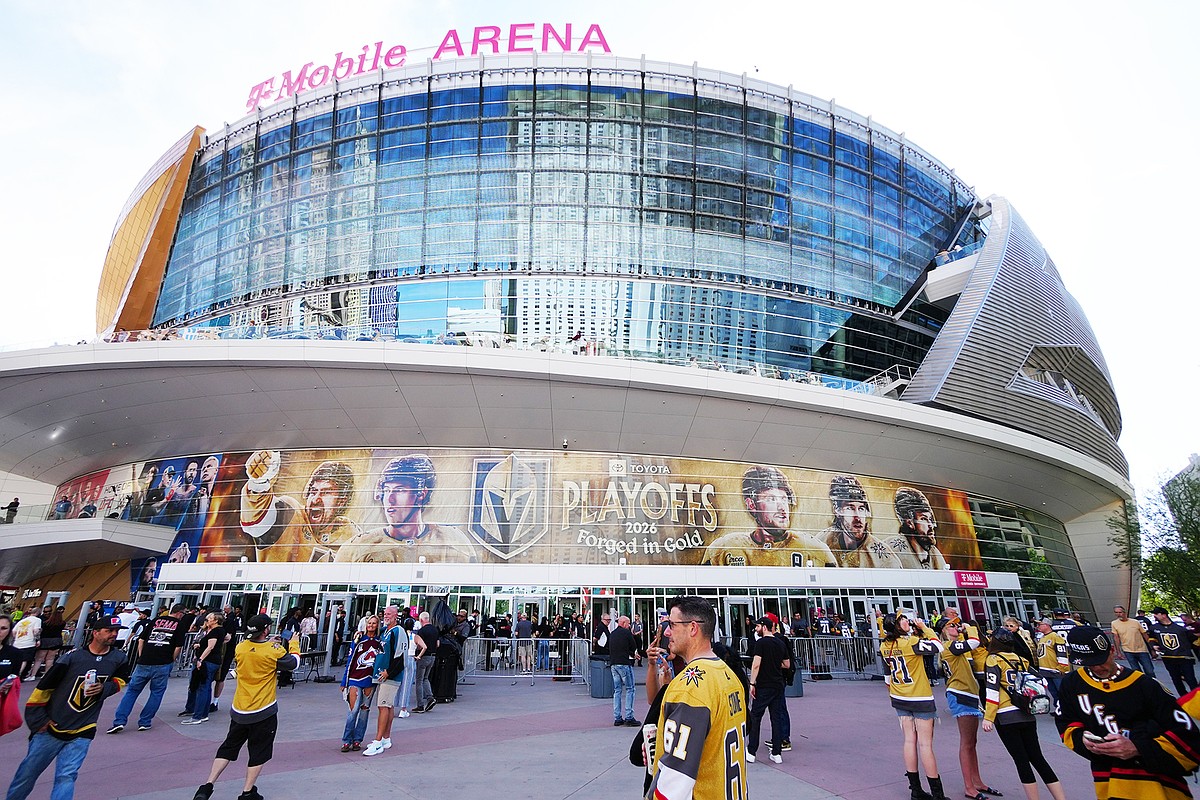 Golden Knights owner looks to bring NBA team to Las Vegas