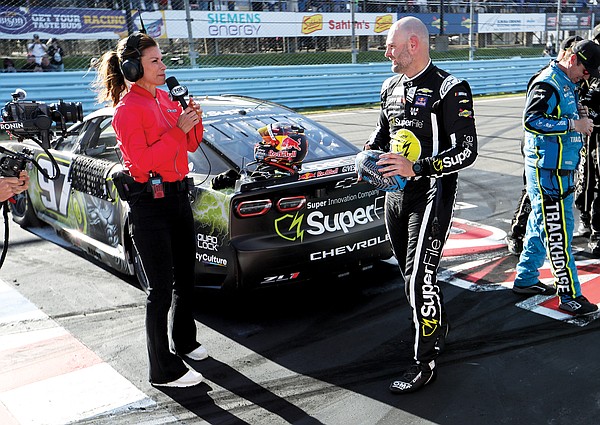 Van Gisbergen chasing Sonoma repeat with one less obstacle | Jefferson City News-Tribune