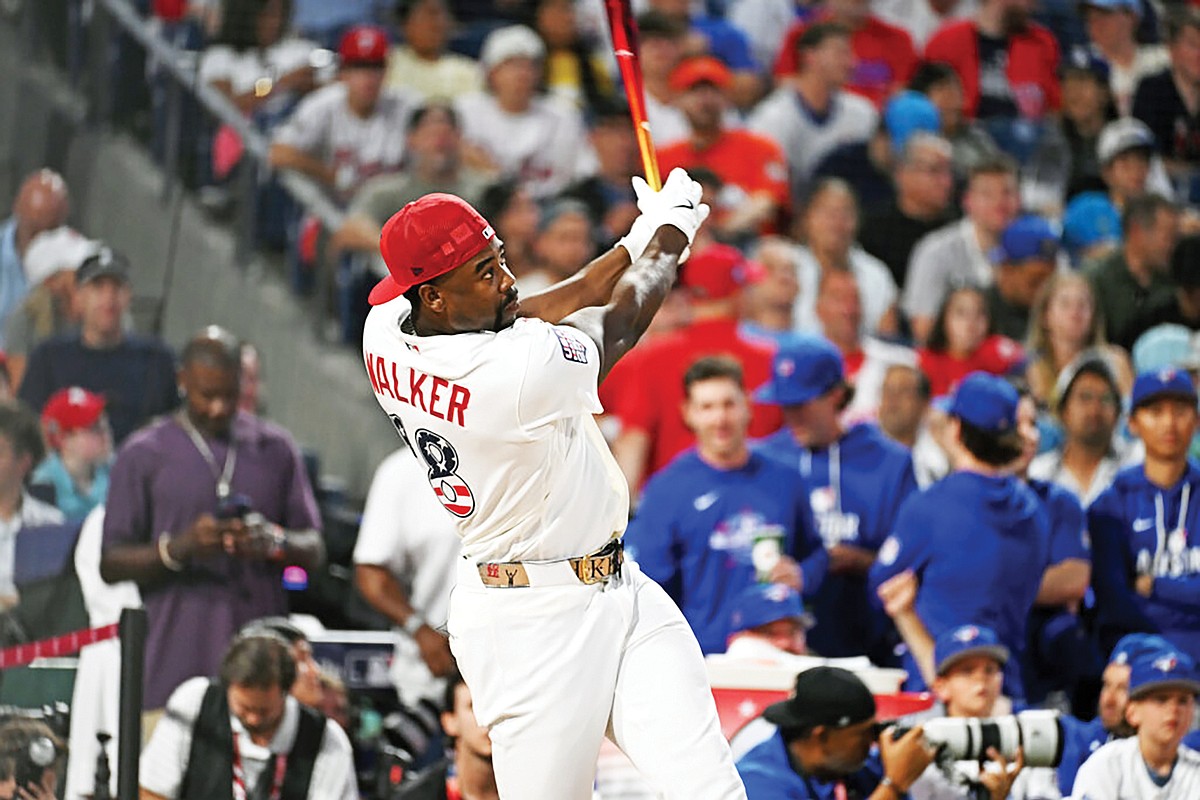 Walker bests Schwarber to win Home Run Derby title