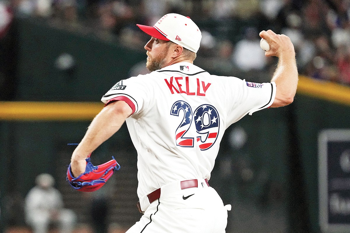 Cards, Diamondbacks open second half of season in Phoenix