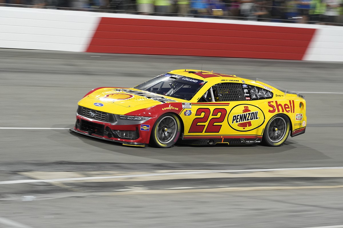 Logano fastest to finish in first North Wilkesboro points race since 1996