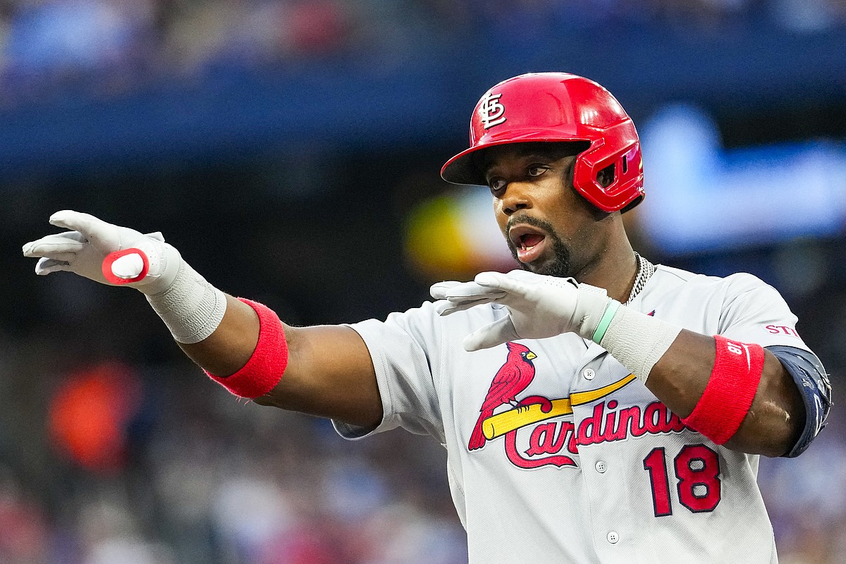 Cardinals break through in 9th, end Blue Jays' streak