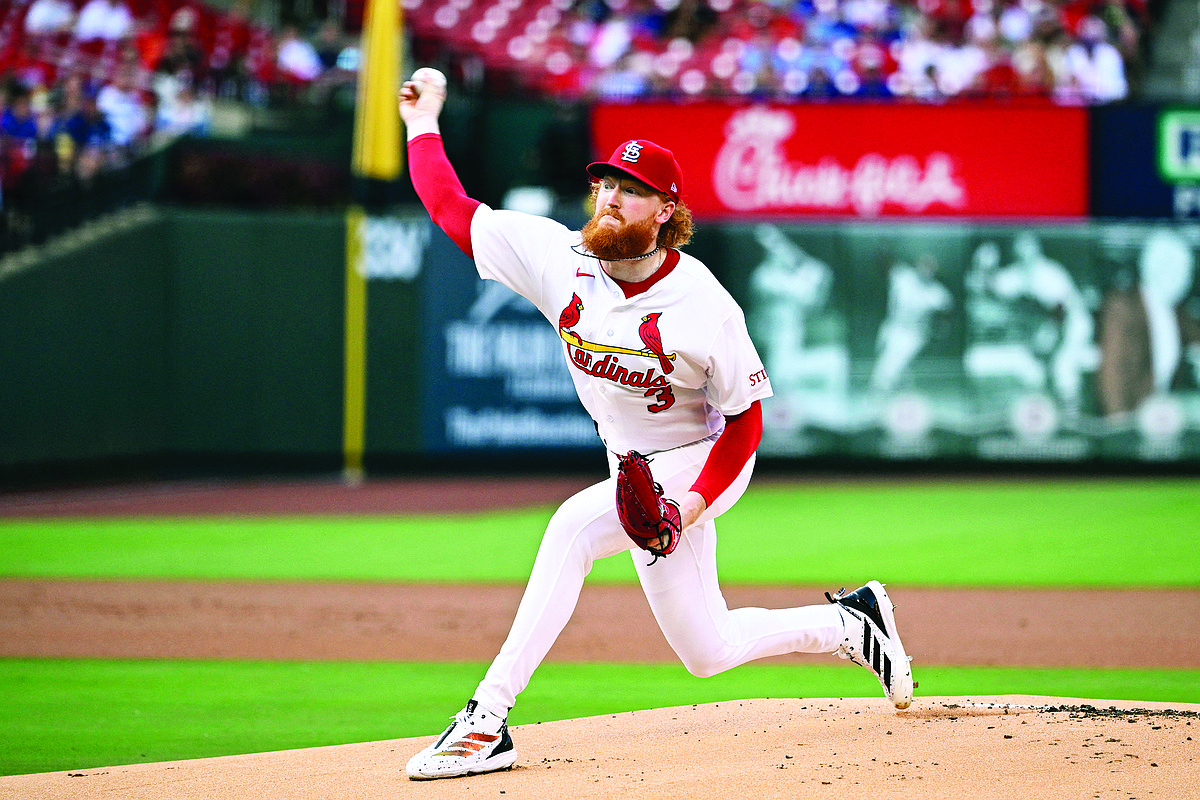 Cardinal pitchers May, Romero headed to Brewers for pair