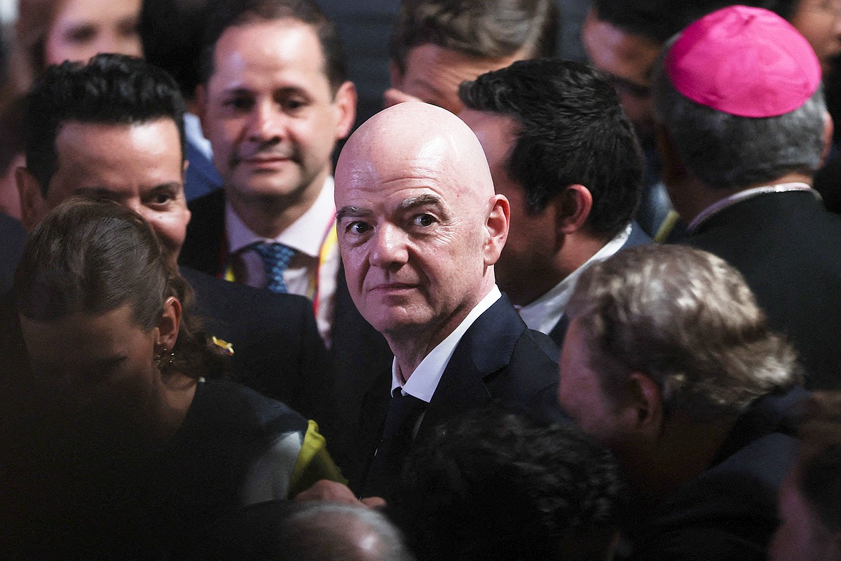 FIFA warns of effort to undermine Infantino