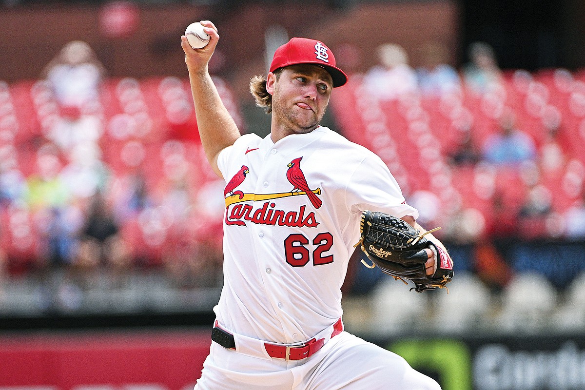 Cardinals roll to easy victory against Phillies