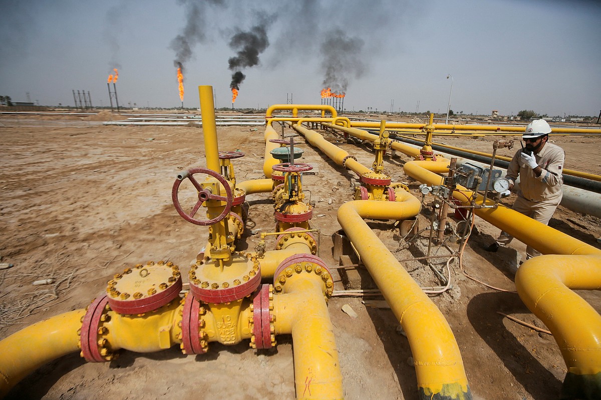 New Syria-Iraq crude pipeline still years away, sources say