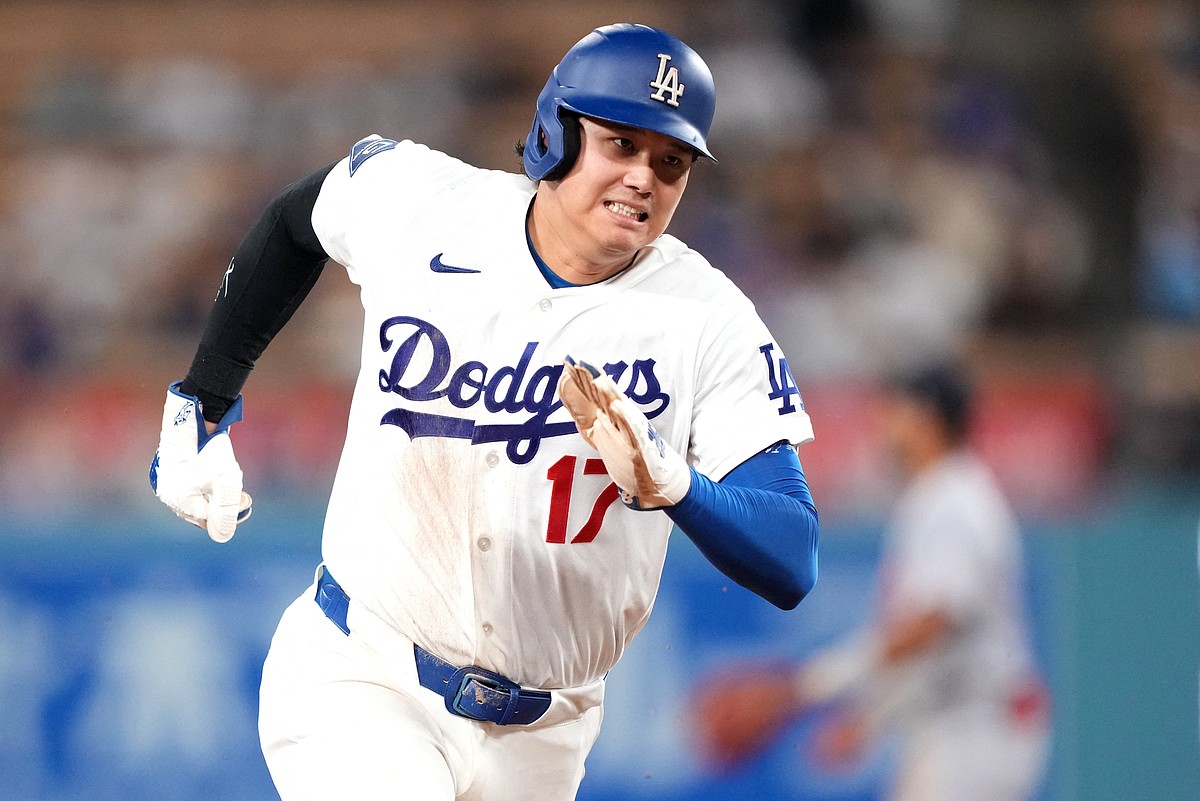 Ohtani a concern as Dodgers, Cardinals wrap up series