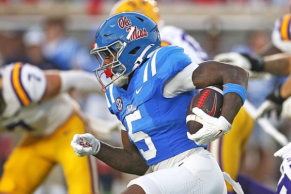 Texas stays No. 1 in AP Top 25, Mississippi in top five after topping LSU | Fulton Sun