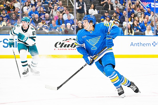 Central rivals Blues, Predators aim to keep building | Jefferson City News-Tribune