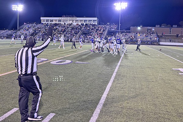 Camdenton rallies past Capital City football for 32-27 win | Jefferson City News-Tribune