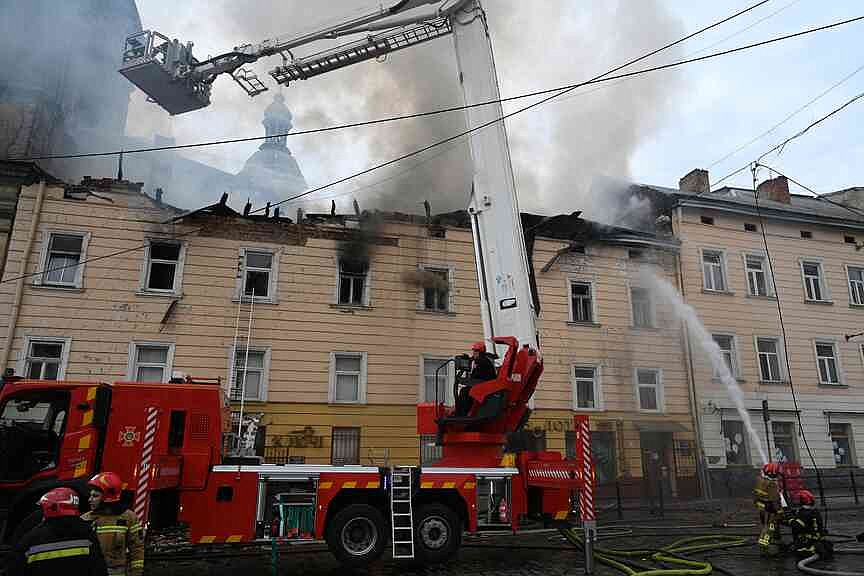 Russian Baltic oil port on fire after major drone strike | Jefferson ...