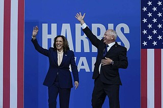 Early Harris-Walz rallies feature big crowds, talk of ‘joy’ | Fulton Sun