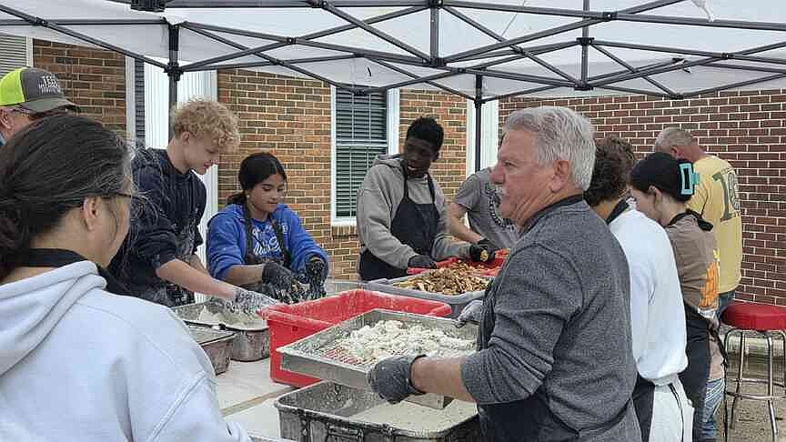 Amidst pleasant mild weather on Saturday, thousands filled the streets of the Brick District in Fulton for three things – morel mushrooms, microbrews and music.