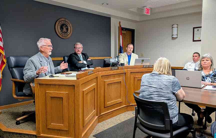 Cole County continues salary discussions