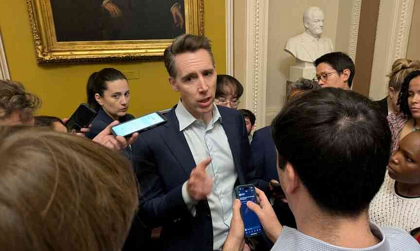 Hawley calls on RFK Jr. to end Title X family planning funds for Missouri’s sole grantee