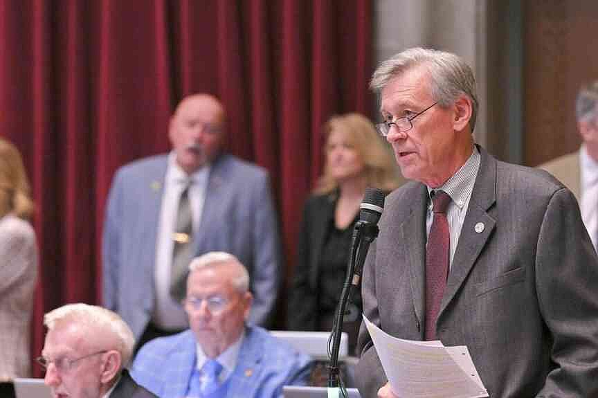 Missouri lawmakers send wide-ranging public safety bill to Kehoe