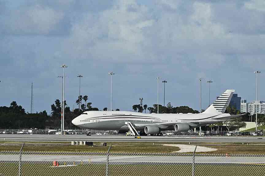 Qatari jet to serve as interim Air Force One on track for delivery