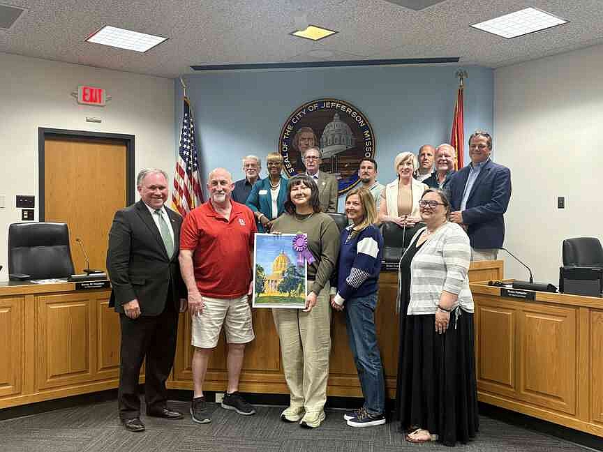 Mayor selects Jefferson City High School student for art award