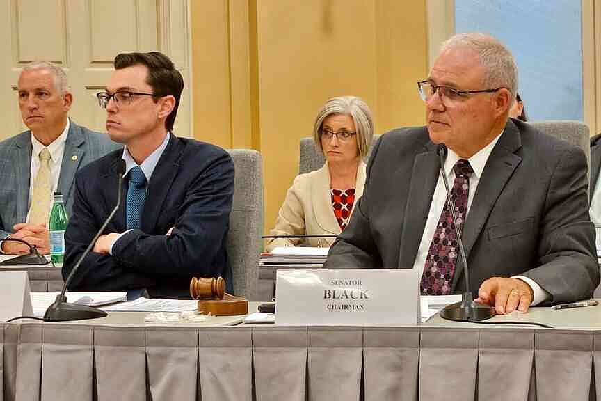 Lawmakers craft final Missouri budget plan with no increase for public education programs