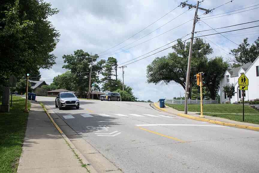 Traffic study, pedestrian safety improvements recommended near Moreau Heights school