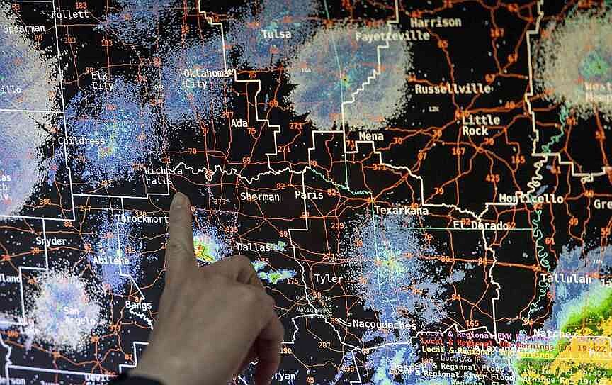 Texas tornado hunters: Inside the art, science of storm chasing