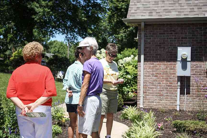 Garden tour showcases backyard beauty across Jefferson City