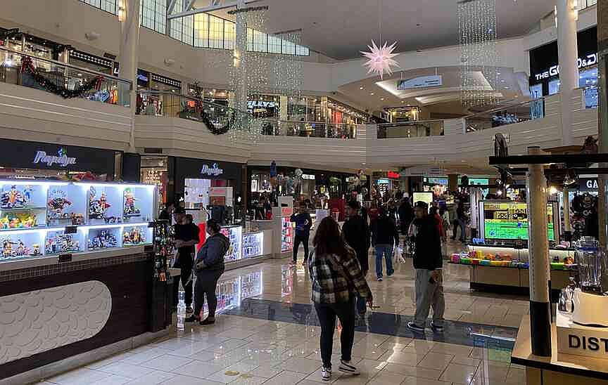 Malls making comeback in Las Vegas — Gen Z is driving it