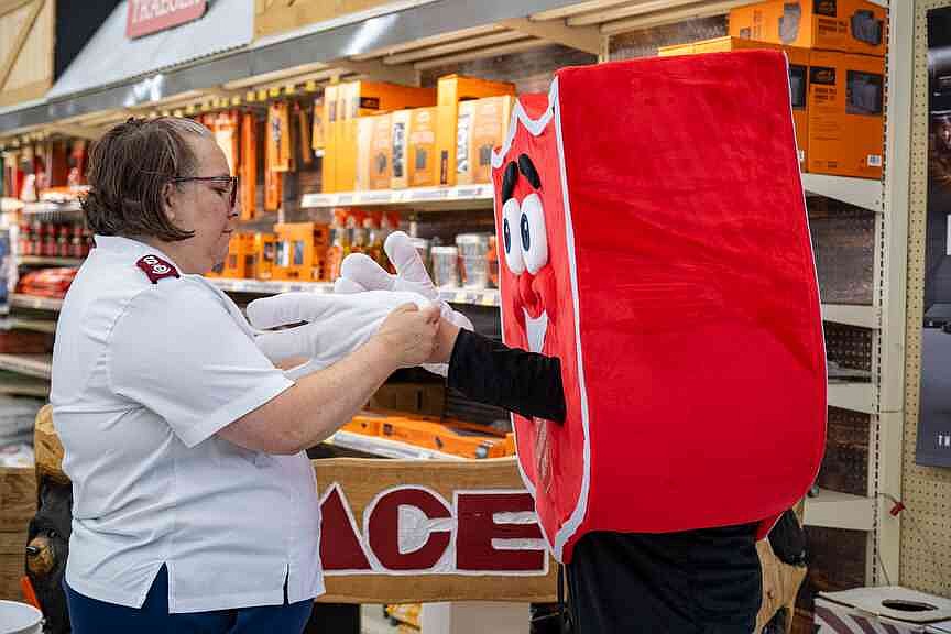 Annual fan drive cools community