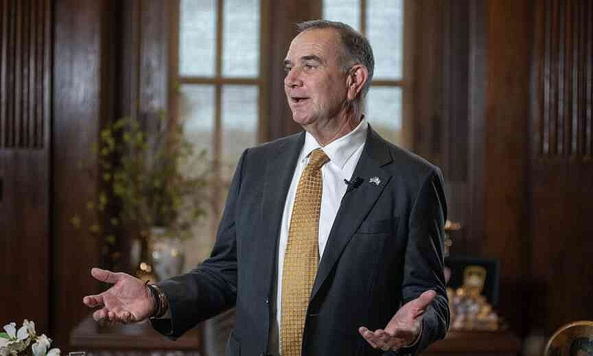 Kehoe signs agreement to speed up infrastructure permitting in Missouri