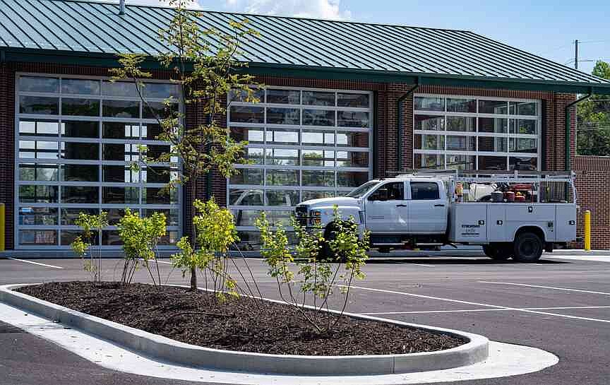 City, state partnership brings more than 400 native plants to Jefferson City's river market