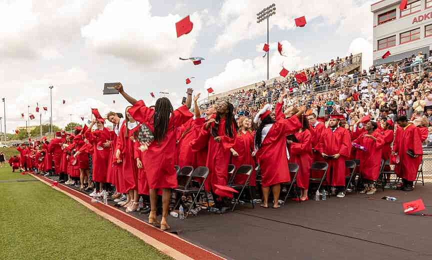 Jefferson City School District AP pass rate climbs to record 84 percent