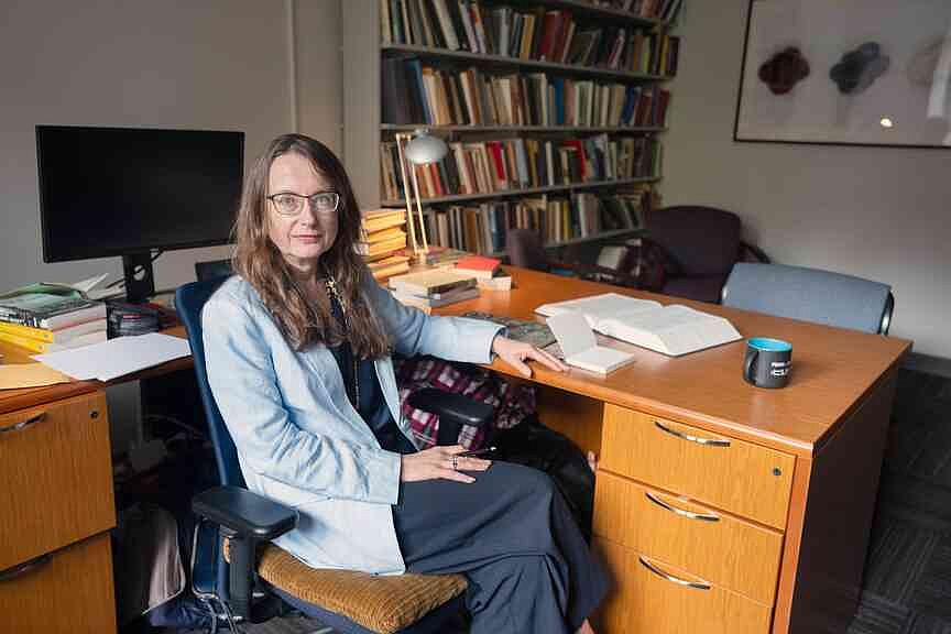 Penn professor sold more than a million copies of her ‘Odyssey’ translation