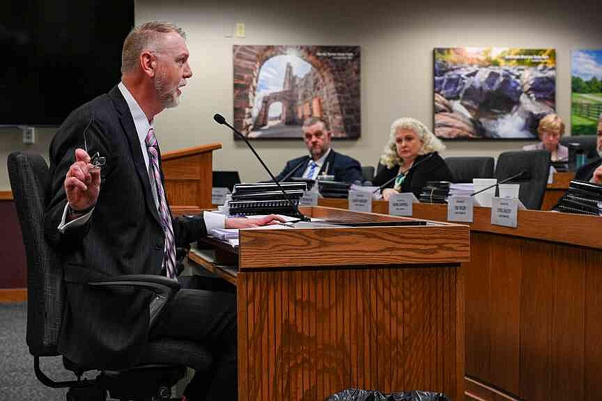 Missouri’s longest-serving budget director to retire Oct. 1