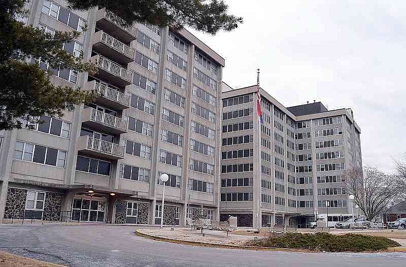 Housing Authority approves contracts for security, alarm monitoring